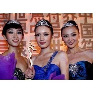 中国职业模特大赛在三亚举行