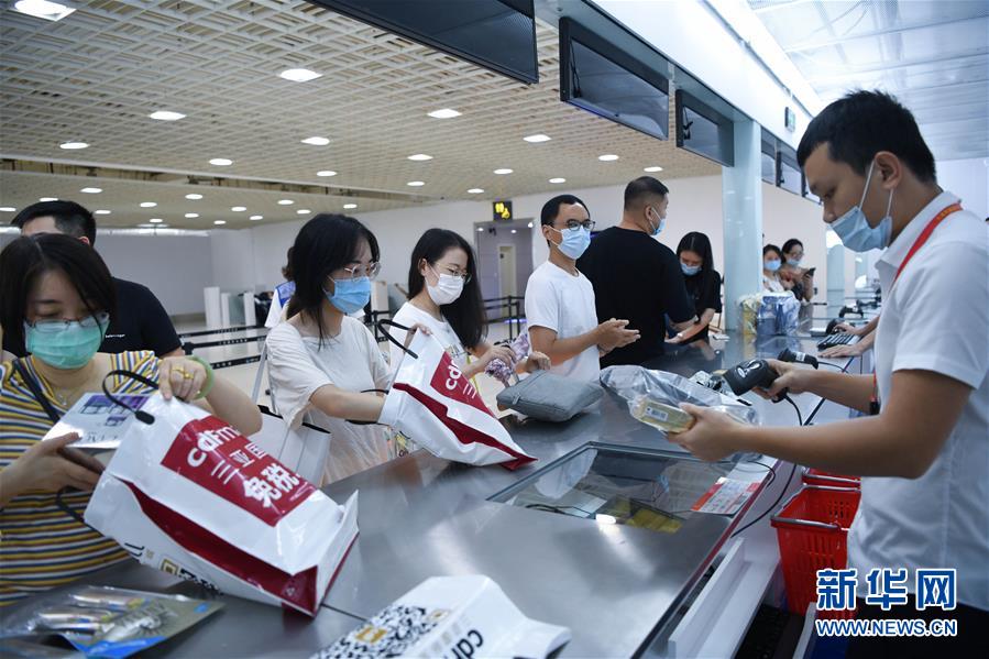 #（社会）（3）海南三亚机场新增免税提货点启用